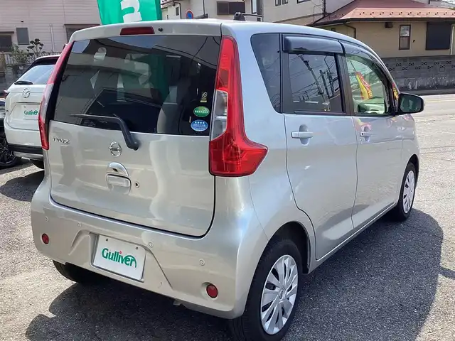 日産 デイズ X 千葉県 2019(平31)年 0.5万km スターリングシルバーM ワンオーナー/SDナビ　TV/DVD/CD/BT/　MM318D-W/全方位モニター/スマートキースペアキー/プッシュスタート/コーナーセンサー前後/ドライブレコーダー/取扱説明書/保証書
