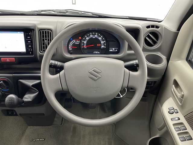 スズキ エブリイ JOIN 長野県 2024(令6)年 2.8万km デニムブルーメタリック 4WD/社外メモリナビ/Bluetooth／CD／DVD／フルセグTV/ETC/横滑り防止装置/衝突被害軽減システム/運転席シートヒーター/純正フロアマット/純正ドアバイザー/両側スライドドア/コーナーセンサー/オートライト/LEDヘッドライト/電格ミラー/リモコンキー/スペアキー1本