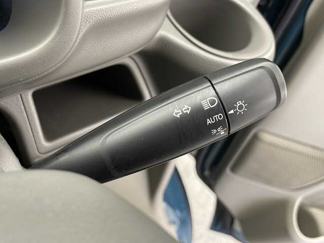 スズキ エブリイ JOIN 長野県 2024(令6)年 2.8万km デニムブルーメタリック 4WD/社外メモリナビ/Bluetooth／CD／DVD／フルセグTV/ETC/横滑り防止装置/衝突被害軽減システム/運転席シートヒーター/純正フロアマット/純正ドアバイザー/両側スライドドア/コーナーセンサー/オートライト/LEDヘッドライト/電格ミラー/リモコンキー/スペアキー1本