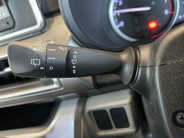 ダイハツ キャスト スタイル G SAⅡ 静岡県 2016(平28)年 5.3万km ブラックマイカ 純正ナビ/・CD/DVD/SD/ipod/USB/AUX/Bluetooth/・ラジオ/フルセグTV/主要装備/・バックカメラ　/・純正フロアマット　/・純正アルミホイール　/・ＬＥＤヘッドライト　/・オートライト　/・盗難防止装置　/・プッシュスタート　/・スマートキー　/・アイドリングストップ　/・ステアリングリモコン　/・フォグランプ/・ベンチシート/・オートエアコン