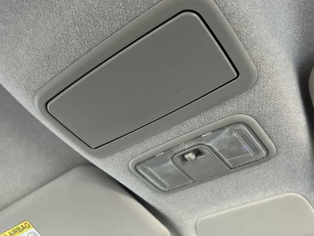 ダイハツ キャスト スタイル G SAⅡ 静岡県 2016(平28)年 5.3万km ブラックマイカ 純正ナビ/・CD/DVD/SD/ipod/USB/AUX/Bluetooth/・ラジオ/フルセグTV/主要装備/・バックカメラ　/・純正フロアマット　/・純正アルミホイール　/・ＬＥＤヘッドライト　/・オートライト　/・盗難防止装置　/・プッシュスタート　/・スマートキー　/・アイドリングストップ　/・ステアリングリモコン　/・フォグランプ/・ベンチシート/・オートエアコン