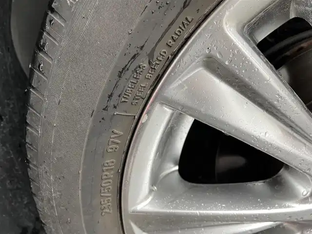 トヨタ アルファード S タイプゴールド 大阪府 2021(令3)年 2.2万km ホワイトパールクリスタルシャイン ワンオーナー/OP：T-Connectナビキッド/OP：CD・DVDデッキ/OP：TV＋AppleCarPlay＋AndroidAuto/前後ドライブレコーダー【TZ-D305W】/純正9インチディスプレイオーディオ/　フルセグTV/FM/AM/Bluetooth/ToyotaSafetySense/　・プリクラッシュセーフティ/　・レーントレーシングアシスト/　・レーダークルーズコントロール/　・ロードサインアシスト/　・アダプティブハイビームシステム/パワーバックドア/ハーフレザーシート/純正18インチアルミホイール/3眼LEDヘッドライト/LEDシーケンシャルターンランプ（フロント・リア）/後席用アクセサリーコンセント（AC100V・100W）/スペアキー1本