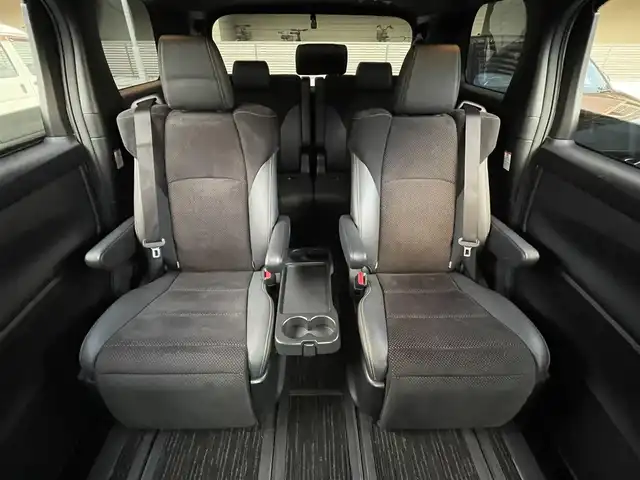 トヨタ アルファード S タイプゴールド 大阪府 2021(令3)年 2.2万km ホワイトパールクリスタルシャイン ワンオーナー/OP：T-Connectナビキッド/OP：CD・DVDデッキ/OP：TV＋AppleCarPlay＋AndroidAuto/前後ドライブレコーダー【TZ-D305W】/純正9インチディスプレイオーディオ/　フルセグTV/FM/AM/Bluetooth/ToyotaSafetySense/　・プリクラッシュセーフティ/　・レーントレーシングアシスト/　・レーダークルーズコントロール/　・ロードサインアシスト/　・アダプティブハイビームシステム/パワーバックドア/ハーフレザーシート/純正18インチアルミホイール/3眼LEDヘッドライト/LEDシーケンシャルターンランプ（フロント・リア）/後席用アクセサリーコンセント（AC100V・100W）/スペアキー1本