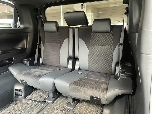 トヨタ アルファード S タイプゴールド 大阪府 2021(令3)年 2.2万km ホワイトパールクリスタルシャイン ワンオーナー/OP：T-Connectナビキッド/OP：CD・DVDデッキ/OP：TV＋AppleCarPlay＋AndroidAuto/前後ドライブレコーダー【TZ-D305W】/純正9インチディスプレイオーディオ/　フルセグTV/FM/AM/Bluetooth/ToyotaSafetySense/　・プリクラッシュセーフティ/　・レーントレーシングアシスト/　・レーダークルーズコントロール/　・ロードサインアシスト/　・アダプティブハイビームシステム/パワーバックドア/ハーフレザーシート/純正18インチアルミホイール/3眼LEDヘッドライト/LEDシーケンシャルターンランプ（フロント・リア）/後席用アクセサリーコンセント（AC100V・100W）/スペアキー1本