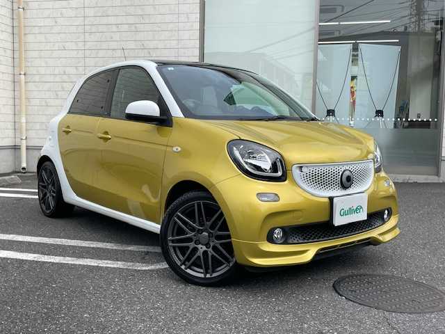 スマート ＭＣＣ スマート フォーフォー BRABUSスポーツ 埼玉県 2019(平31)年 2.5万km ゴールドⅡ ガラスルーフ/クルーズコントロール/レーンキーピングアシスト/バックセンサー/前席シートヒーター/パドルシフト/アイドリングストップ/社外ドライブレコーダー（型番：Q-01）/フォグランプ/コーナリングライト（フォグランプのみ）/オートライト/ETC/リモコンキー/スペアキー×1/純正フロアマット