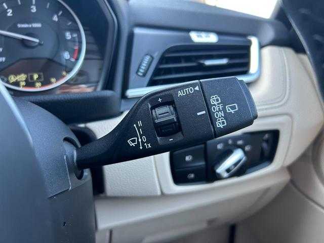 ＢＭＷ ２１８ｄ アクティブツアラー ラグジュアリー 埼玉県 2018(平30)年 3.1万km プラチナシルバー ワンオーナー　/白革シート　/純正ナビ　/アンビエントライト　/コンフォートアクセス　/パワーシート　/シートヒーター　/パワーバックドア　/バックカメラ　/前後ドライブレコーダー　/純正１６インチアルミホイール