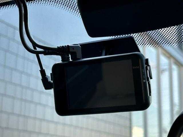 ＢＭＷ ２１８ｄ アクティブツアラー ラグジュアリー 埼玉県 2018(平30)年 3.1万km プラチナシルバー ワンオーナー　/白革シート　/純正ナビ　/アンビエントライト　/コンフォートアクセス　/パワーシート　/シートヒーター　/パワーバックドア　/バックカメラ　/前後ドライブレコーダー　/純正１６インチアルミホイール