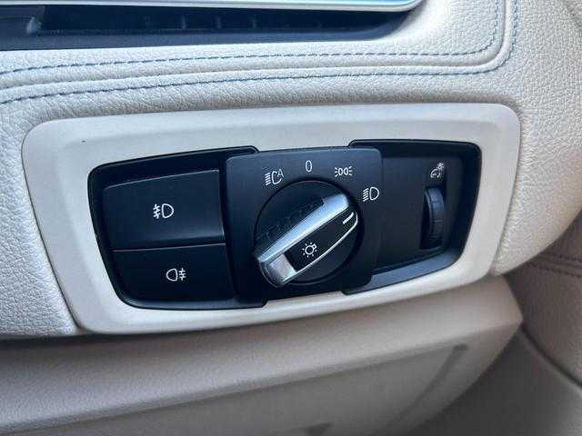 ＢＭＷ ２１８ｄ アクティブツアラー ラグジュアリー 埼玉県 2018(平30)年 3.1万km プラチナシルバー ワンオーナー　/白革シート　/純正ナビ　/アンビエントライト　/コンフォートアクセス　/パワーシート　/シートヒーター　/パワーバックドア　/バックカメラ　/前後ドライブレコーダー　/純正１６インチアルミホイール