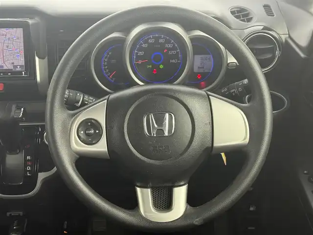 ホンダ Ｎ ＢＯＸ カスタム SSパッケージ 愛知県 2015(平27)年 6.4万km スマートブラック SDナビ/・地デジTV/・CD/DVD/・AM/FM/・Bluetooth/・AUX/両側パワースライドドア/前方ドライブレコーダー/純正フロアマット/純正14インチアルミホイール/横滑り防止装置/オートライト/ETC/スマートキー