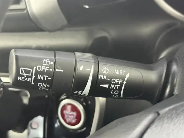 ホンダ Ｎ ＢＯＸ カスタム SSパッケージ 愛知県 2015(平27)年 6.4万km スマートブラック SDナビ/・地デジTV/・CD/DVD/・AM/FM/・Bluetooth/・AUX/両側パワースライドドア/前方ドライブレコーダー/純正フロアマット/純正14インチアルミホイール/横滑り防止装置/オートライト/ETC/スマートキー