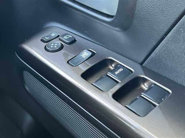 スズキ ワゴンＲ カスタムＺ HYBRID ZX 鳥取県 2025(令7)年 1.3万km ブルーイッシュブラックパール3 ワンオーナー/スマートキーx２個/デュアルカメラサポート/アダクティブクルーズ/ドライブレコーダー/クリアランスソナー/トラクションコントロール/D席シートヒーター/CD/USBオーディオ/オートエアコン/オートライト/LEDヘッドライト/LEDフォグライト/ベンチシート/社外フロアマット/保証書・取説