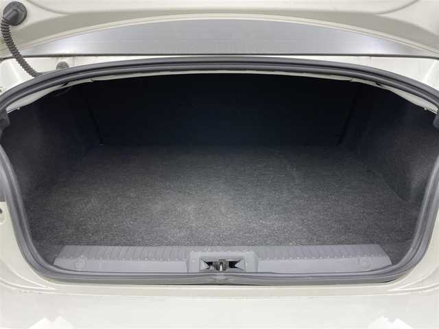 トヨタ ８６ GT 岡山県 2017(平29)年 6.5万km クリスタルホワイトパール モデリスタエアロ/純正ナビ/・FM/AM/Bluetooth/フルセグ/CD/DVD/バックカメラ/クルーズコントロール/LEDヘッドライト/・オートライト/・フォグライト/パドルシフト/プッシュスタート/・スマートキー/オートライト/純正フロアマット/純正17インチアルミ