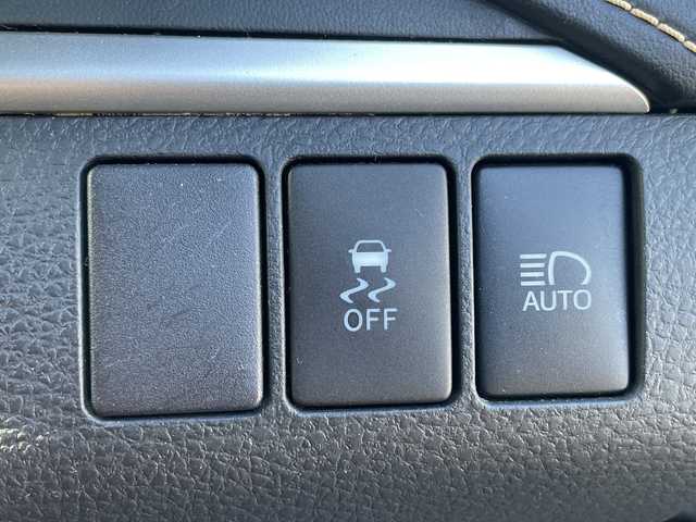 トヨタ ハリアー プレミアム アドバンスドP 愛媛県 2014(平26)年 8.6万km ブラック サンルーフ/全方位カメラ/JBL純正ナビ/モデリスタエアロ/（フロント・サイド・リア）/オートハイビーム/衝突軽減システム/ビルトインETC/ドライブレコーダー前後/ハーフレザー/オートLED/パワーシート（運転席のみ）/電動リアゲート/コーナーセンサー前後/レーンキープアシスト/横滑り防止装置/純正18AW/フォグランプ/Bluetooth/純正フロアマット