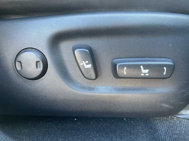 トヨタ ハリアー プレミアム アドバンスドP 愛媛県 2014(平26)年 8.6万km ブラック サンルーフ/全方位カメラ/JBL純正ナビ/モデリスタエアロ/（フロント・サイド・リア）/オートハイビーム/衝突軽減システム/ビルトインETC/ドライブレコーダー前後/ハーフレザー/オートLED/パワーシート（運転席のみ）/電動リアゲート/コーナーセンサー前後/レーンキープアシスト/横滑り防止装置/純正18AW/フォグランプ/Bluetooth/純正フロアマット