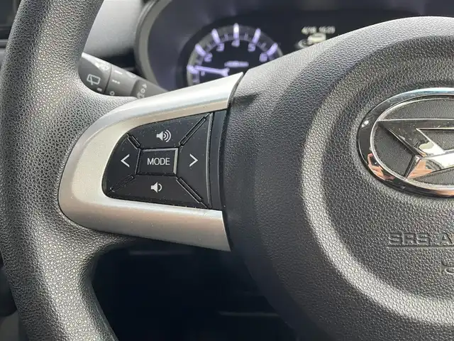ダイハツ ムーヴ カスタム X LTD SAⅢ 道央・札幌 2018(平30)年 6.1万km パールホワイトⅢ ・４WD/・衝突軽減ブレーキ/・コーナーセンサー/・レーンキープアシスト/・社外オーディオ/　CD＆AUX＆ラジオ/・アイドリングストップ/・オートエアコン/・オートライト/・オートリトラミラー/・シートヒーター/・プッシュスタート/・スマートキー/・純正AW＆夏タイヤ積込/・社外フロアマット/・ドアバイザー/・LEDヘッドライト/・ウィンカーミラー/・フォグライト/・スペアキー×１