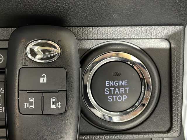 ダイハツ タント カスタム RS 福岡県 2022(令4)年 1万km シャイニングホワイトパール ・全方位カメラ/・ETC/・ブレーキホールド/・シートヒーター/・Bカメラ/・純正ナビ/・プッシュスタート/・Bluetooth/・CD/DVD/・フルセグTV/・15インチ純正ホイール/・スペアキー1本/・iPod