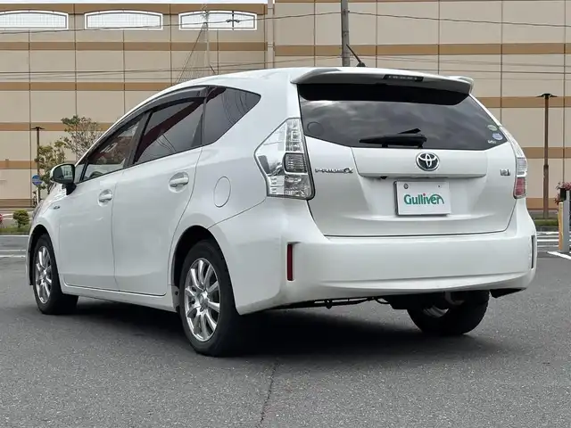 トヨタ プリウス α S 宮城県 2014(平26)年 18万km ホワイトパールクリスタルシャイン 登録時走行距離179218km/フロントワイパーデアイサー（寒冷地仕様）/バックカメラ/オートライト/ヘッドライトレベライザー/ウインカーミラー/電格ミラー/ドアバイザー/ＨＤＭＩ/CD/DVD/ＡＭ／ＦＭ/プッシュスタート/スマートキー