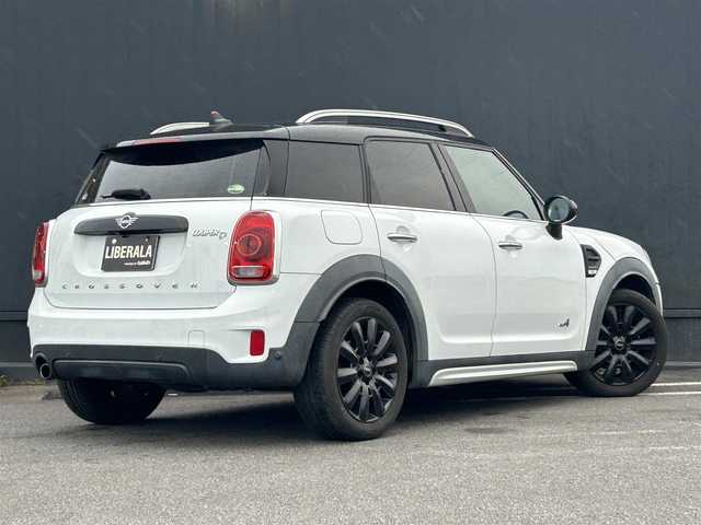 ＭＩＮＩ ミニ クロスオーバー クーパー D オール4 茨城県 2018(平30)年 5.5万km ライトホワイト ワンオーナー/前後ドラレコ/社外アルミ＆スタッドレス（17インチ）/Rガラスフィルム加工/ペッパーパッケージ/アンビエントライト/コンフォートアクセス/インテリジェントS/ACC/LKA/純正ナビ/バックカメラ/ミラー一体型ETC/前後ドラレコ/パワーバックドア/スマートキー/プッシュスタート