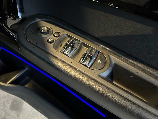 ＭＩＮＩ ミニ クロスオーバー クーパー D オール4 茨城県 2018(平30)年 5.5万km ライトホワイト ワンオーナー/前後ドラレコ/社外アルミ＆スタッドレス（17インチ）/Rガラスフィルム加工/ペッパーパッケージ/アンビエントライト/コンフォートアクセス/インテリジェントS/ACC/LKA/純正ナビ/バックカメラ/ミラー一体型ETC/前後ドラレコ/パワーバックドア/スマートキー/プッシュスタート