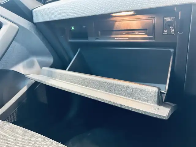 アウディ Ａ１ SB シティカーバーLTD ED 大阪府 2021(令3)年 5.3万km グレーⅡ 250台限定/ワンオーナー/ACC/ハーフ革/シートヒーター/バーチャルコクピット/純正ナビ/バックカメラ/純正17インチAW/クリアランスソナー/ETC/USB/Bluetooth/パドルシフト