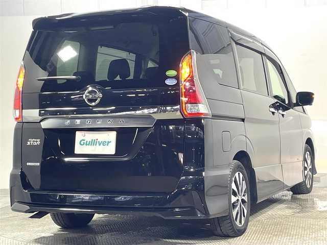 日産 セレナ ハイウェイスターVセレクションⅡ 大阪府 2018(平30)年 7万km ダイヤモンドブラック 純正9インチナビ/フルセグTV/CD/DVD/AM/FM/Bluetooth接続/アラウンドビューモニター/プッシュスタート/インテリジェントキー/ETC/両側パワースライドドア/コーナーセンサー/パーキングアシスト/LEDヘッドランプ/オートライト/クルーズコントロール/衝突軽減/アイドリングストップ/純正16インチAW/取扱説明書/保証書