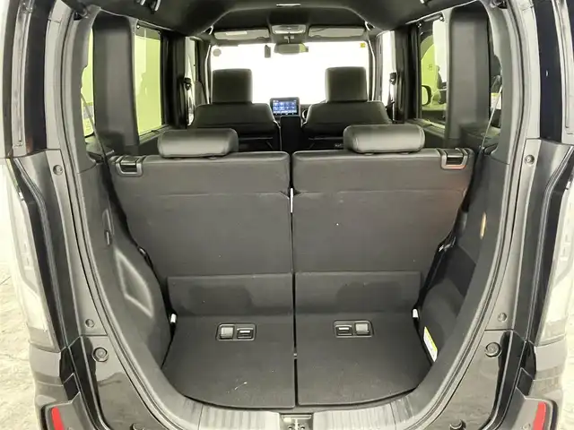 ホンダ Ｎ ＢＯＸ カスタム ターボ 群馬県 2023(令5)年 1.5万km クリスタルブラックパール 禁煙車　純正８インチディスプレイオーディオ　衝突軽減　横滑り防止　パドルシフト　電動パーキングブレーキ　ドラレコ　ＬＥＤヘッド　前後カメラ　両側パワスラ　ＥＴＣ　純正フロアマット　シートヒーター