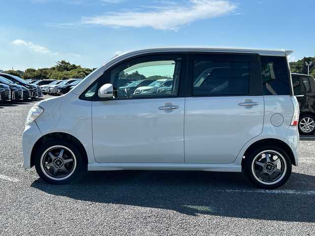 ダイハツ タント エグゼ カスタムG 千葉県 2013(平25)年 7.9万km パールホワイトⅢ 社外ナビ　ＣＮ－Ｓ３１０ＷＤ　ＣＤ　ＤＶＤ　ＵＳＢ　Bt　バックカメラ　ＥＴＣ　ドラレコ　アイドリングストップ　スマートキー　サイド・リアエアロ　社外15インチAW　キセノンライト　フォグランプ　
