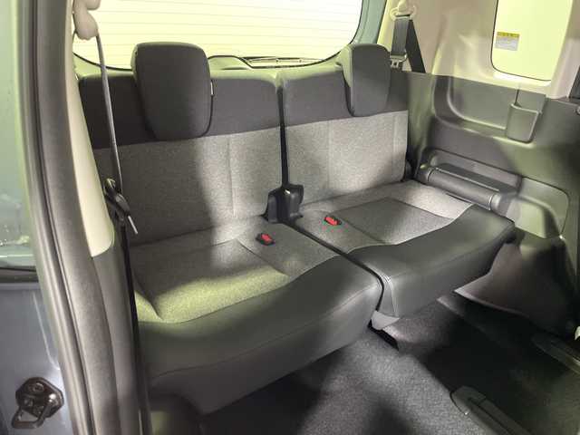 ホンダ フリード ハイブリット e:HEV AIR EX 神奈川県 2025(令7)年 0.1千km ソニックグレーパール 登録済未使用車/純正9型ディスプレイオーディオ【LXM-242ZFNI】/ホンダコネクトナビ/フルセグ　Bluetooth　AM FM　USB　iPod　/両側電動スライドドア【サンシェード】/ホンダセンシング/CMBS衝突軽減ブレーキ/誤発進抑制機能/急アクセル抑制機能/路外逸脱抑制機能/アダブティブクルーズコントロール/LKAS車線維持支援システム/先行車発進お知らせ機能/標識認識機能/ブラインドスポットインフォメーション/パーキングセンサーシステム/後退出庫サポート/オートハイビーム/革巻きステアリング/前席シートヒーター/ECON/電動パーキングブレーキ/オートブレーキホールド/プッシュスタート/スマートキー/純正15インチアルミホイール/LEDヘッドランプ/オートライト/スペアキー