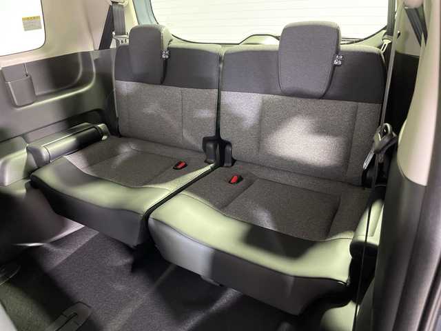 ホンダ フリード ハイブリット e:HEV AIR EX 神奈川県 2025(令7)年 0.1千km ソニックグレーパール 登録済未使用車/純正9型ディスプレイオーディオ【LXM-242ZFNI】/ホンダコネクトナビ/フルセグ　Bluetooth　AM FM　USB　iPod　/両側電動スライドドア【サンシェード】/ホンダセンシング/CMBS衝突軽減ブレーキ/誤発進抑制機能/急アクセル抑制機能/路外逸脱抑制機能/アダブティブクルーズコントロール/LKAS車線維持支援システム/先行車発進お知らせ機能/標識認識機能/ブラインドスポットインフォメーション/パーキングセンサーシステム/後退出庫サポート/オートハイビーム/革巻きステアリング/前席シートヒーター/ECON/電動パーキングブレーキ/オートブレーキホールド/プッシュスタート/スマートキー/純正15インチアルミホイール/LEDヘッドランプ/オートライト/スペアキー