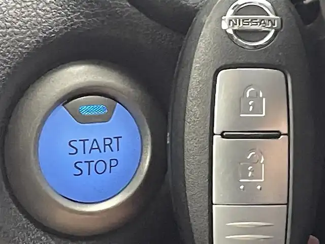 日産 ノート e－パワー メダリスト Bアロー 熊本県 2020(令2)年 5万km ガーネットレッド/スーパーブラック 2トーン 純正ナビMJ119D-W（ＣＤ・フルセグ・ＢＴ）/アラウンドビューモニター　/純正ドライブレコーダー　/純正ＥＴＣ　/レーダークルーズコントロール　/前後クリアランスソナー　/エマージェンシーブレーキ/衝突軽減ブレーキ　/レーンキープアシスト　/横滑り防止/インテリジェントルームミラー/純正フロアマット/純正１５インチAW/オートライト/オートマチックハイビーム/LEDヘッドライト/フォグランプ/スマートキー/プッシュスタート