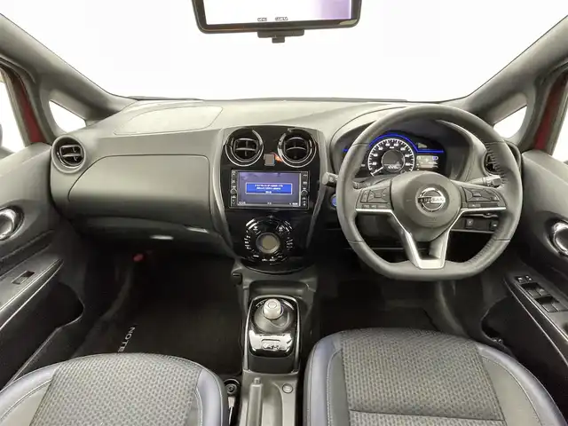 日産 ノート e－パワー メダリスト Bアロー 熊本県 2020(令2)年 5万km ガーネットレッド/スーパーブラック 2トーン 純正ナビMJ119D-W（ＣＤ・フルセグ・ＢＴ）/アラウンドビューモニター　/純正ドライブレコーダー　/純正ＥＴＣ　/レーダークルーズコントロール　/前後クリアランスソナー　/エマージェンシーブレーキ/衝突軽減ブレーキ　/レーンキープアシスト　/横滑り防止/インテリジェントルームミラー/純正フロアマット/純正１５インチAW/オートライト/オートマチックハイビーム/LEDヘッドライト/フォグランプ/スマートキー/プッシュスタート
