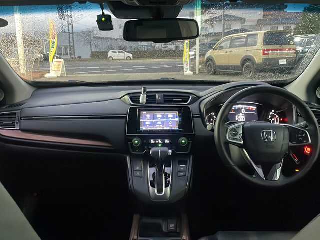ホンダ ＣＲ－Ｖ EX・マスターピース 福島県 2019(平31)年 2.8万km クリスタルブラックパール ホンダセンシング/・車線逸脱警報装置/・衝突被害軽減ブレーキ/・レーンキープアシスト/・アダプティブクルーズコントロール/・オートマチックハイビーム/社外ナビ/・型番：VRU-195CVi/・CD/DVD/BT/SD/AM/FM/Music Rack//・バックカメラ/・前後ドライブレコーダー/・ビルトインETC2.0/レザーシート/・D+N席シートヒーター/・D+N席パワーシート/・D席メモリーシート/・フルフラットシート/革張りステアリング/・ステアリングスイッチ/・パドルシフト/電子パーキング/・オートブレーキホールド/アイドリングストップ/USB充電ポート/サンルーフ/ルーフレール/電動リアゲート/プッシュスタート/・スマートキー/・スペアキー1本/・エンジンスターター/LEDヘッドライト/・オートライト/・フォグランプ/純正フロアマット/ドアバイザー/積込みスタッドレス/・溝10mm/・純正AW