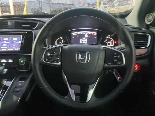ホンダ ＣＲ－Ｖ EX・マスターピース 福島県 2019(平31)年 2.8万km クリスタルブラックパール ホンダセンシング/・車線逸脱警報装置/・衝突被害軽減ブレーキ/・レーンキープアシスト/・アダプティブクルーズコントロール/・オートマチックハイビーム/社外ナビ/・型番：VRU-195CVi/・CD/DVD/BT/SD/AM/FM/Music Rack//・バックカメラ/・前後ドライブレコーダー/・ビルトインETC2.0/レザーシート/・D+N席シートヒーター/・D+N席パワーシート/・D席メモリーシート/・フルフラットシート/革張りステアリング/・ステアリングスイッチ/・パドルシフト/電子パーキング/・オートブレーキホールド/アイドリングストップ/USB充電ポート/サンルーフ/ルーフレール/電動リアゲート/プッシュスタート/・スマートキー/・スペアキー1本/・エンジンスターター/LEDヘッドライト/・オートライト/・フォグランプ/純正フロアマット/ドアバイザー/積込みスタッドレス/・溝10mm/・純正AW