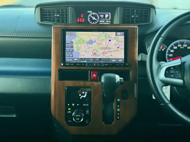 ダイハツ トール カスタムG ターボ SAⅡ 滋賀県 2017(平29)年 13.1万km レーザーブルークリスタルシャイン ワンオーナー/アルパイン9インチフルセグナビ/　フルセグ Bluetooth CD DVD SD/パノラマモニター/ドライブレコーダー/ETC/両側パワースライドドア/スマートアシストII/衝突警報機能（対 車両）/衝突警報機能（対　歩行者）/衝突回避支援ブレーキ/誤発進抑制制御機能/後方誤発進抑制制御機能/車線逸脱警報/先行車発進お知らせ機能/コーナーセンサー/両側パワースライドドア/スマートキー×2/プッシュスタート/純正15インチAW/純正フロアマット/純正ドアバイザー/