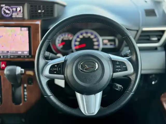 ダイハツ トール カスタムG ターボ SAⅡ 滋賀県 2017(平29)年 13.1万km レーザーブルークリスタルシャイン ワンオーナー/アルパイン9インチフルセグナビ/　フルセグ Bluetooth CD DVD SD/パノラマモニター/ドライブレコーダー/ETC/両側パワースライドドア/スマートアシストII/衝突警報機能（対 車両）/衝突警報機能（対　歩行者）/衝突回避支援ブレーキ/誤発進抑制制御機能/後方誤発進抑制制御機能/車線逸脱警報/先行車発進お知らせ機能/コーナーセンサー/両側パワースライドドア/スマートキー×2/プッシュスタート/純正15インチAW/純正フロアマット/純正ドアバイザー/