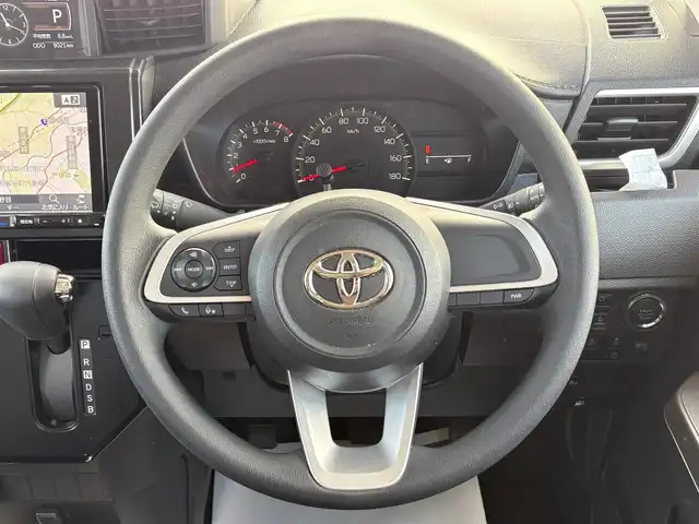 トヨタ ルーミー G 岩手県 2022(令4)年 1万km ブリリアントカッパークリスタルマイカ 禁煙車/4WD/2列目サンシェード/両側パワースライドドア/アルパイン9型ナビ/→フルセグTV/Bluetooth/CD/DVD/FM/AM/バックカメラ/ステアリングスイッチ/前後コーナーセンサー/衝突軽減システム/横滑り防止装置/オートライト/LEDヘッドライト/LEDフォグライト/〇プッシュスタート/〇電動格納ミラー/〇ウィンカーミラー/〇シガーソケット/〇ドアバイザー/〇フロアマット/〇シガーソケット/〇USBポート/スペアキー/前後ドライブレコーダー/ビルトインETC