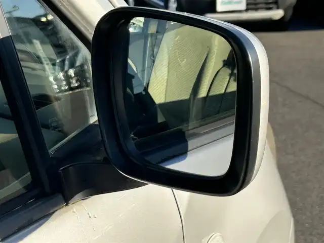 スズキ ワゴンＲ FX 愛知県 2013(平25)年 4万km シルキーシルバーメタリック オーディオユニット/　・AM/FM/  ・CD/  ・AUX/ヘッドライトレベライザー/アイドリングストップ/横滑り防止/電動格納ミラー/純正フロアマット/ドアバイザー/リモコンキー/スペアキー×１/保証書/取説