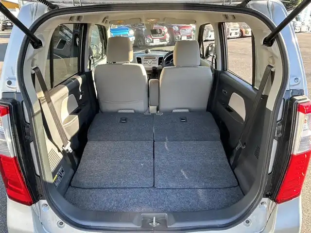 スズキ ワゴンＲ FX 愛知県 2013(平25)年 4万km シルキーシルバーメタリック オーディオユニット/　・AM/FM/  ・CD/  ・AUX/ヘッドライトレベライザー/アイドリングストップ/横滑り防止/電動格納ミラー/純正フロアマット/ドアバイザー/リモコンキー/スペアキー×１/保証書/取説