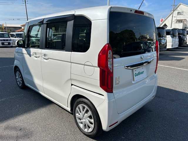 ホンダ Ｎ ＢＯＸ G L ホンダセンシング 大阪府 2019(令1)年 1.7万km プラチナホワイトパール 純正ナビ(BT/CD/DVD/SD/フルセグ)/バックカメラ/衝突被害軽減システム/レーンキープアシスト/コーナーセンサー/オートクルーズコントロール/オートライト/オートマチックハイビーム/シートヒーター/両側パワースライドドア/アイドリングストップ/ドライブレコーダー/フルフラットシート/チップアップシート/LEDヘッドライト/スマートキー×1
