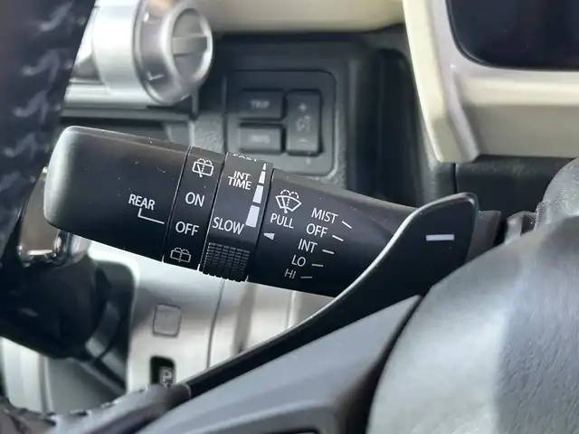 スズキ クロスビー HYBRID MZ 宮城県 2020(令2)年 4.5万km ピュアホワイトパール/ブラック2トーンルーフ ４WD/社外ナビ（AM/FM/TV/DVD/CD/BT/SD/USB）/バックカメラ/デュアルセンサーブレーキサポート（衝突軽減）/クルーズコントロール/アイドリングストップ/横滑り防止/車線逸脱警報システム/グリップコントロール/ヒルディセントコントロール/オートライト/ETC/ドラレコ/スマートキー/プッシュスタート/純正フロアマット/純正AW付き夏タイヤ１６インチ（１７５/６０R16）/取扱説明書（車両本体/ナビ）