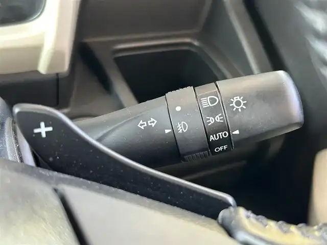 スズキ クロスビー HYBRID MZ 宮城県 2020(令2)年 4.5万km ピュアホワイトパール/ブラック2トーンルーフ ４WD/社外ナビ（AM/FM/TV/DVD/CD/BT/SD/USB）/バックカメラ/デュアルセンサーブレーキサポート（衝突軽減）/クルーズコントロール/アイドリングストップ/横滑り防止/車線逸脱警報システム/グリップコントロール/ヒルディセントコントロール/オートライト/ETC/ドラレコ/スマートキー/プッシュスタート/純正フロアマット/純正AW付き夏タイヤ１６インチ（１７５/６０R16）/取扱説明書（車両本体/ナビ）