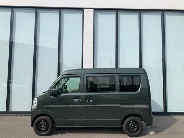 スズキ エブリイ JOINターボ 大阪府 2022(令4)年 2.7万km クールカーキPM 社外ナビ/   フルセグTV/Bluetooth/衝突被害軽減/横滑り防止装置/純正フロアマット/スマートキー/オートライト/ダブルエアバック/パワーウィンドウ/ドアバイザー　/リモコンキー/ＵＳＢ/ＥＴＣ