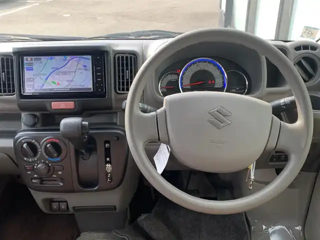 スズキ エブリイ JOINターボ 大阪府 2022(令4)年 2.7万km クールカーキPM 社外ナビ/   フルセグTV/Bluetooth/衝突被害軽減/横滑り防止装置/純正フロアマット/スマートキー/オートライト/ダブルエアバック/パワーウィンドウ/ドアバイザー　/リモコンキー/ＵＳＢ/ＥＴＣ
