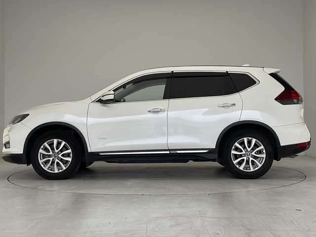 日産 エクストレイル ハイブリッド 20Xi 愛知県 2020(令2)年 4.7万km ブリリアントホワイトパール 衝突軽減システム/プロパイロット/純正SDナビ/フリップダウンモニター/全方位カメラ/クルーズコントロール/シートヒーター/フルセグ/CD/DVD/Bluetooth/バックカメラ/電動リアゲート/コーナーセンサー/純正アルミホイール/LEDヘッドライト/インテリジェントミラー/オートライト/ドライブレコーダー/４WD/ステアリングスイッチ/スマートキー/プッシュスタート