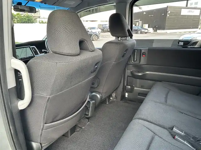 ホンダ ステップワゴン スパーダ Z 静岡県 2014(平26)年 12.2万km スーパープラチナメタリック HDDナビ/フルセグテレビ/バックカメラ/CD/DVD/Bluetooth接続/3列シート/フルフラットシート/パドルシフト/クルーズコントロール/オートエアコン/オートライト/フォグランプ/社外アルミホイール/両側パワースライドドア/前後ドライブレコーダー