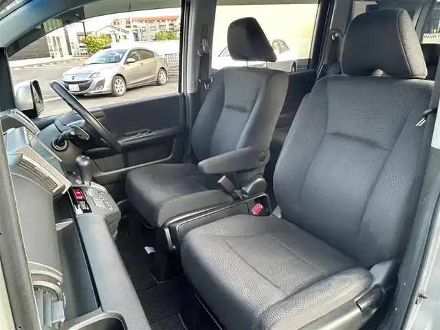 ホンダ ステップワゴン スパーダ Z 静岡県 2014(平26)年 12.2万km スーパープラチナメタリック HDDナビ/フルセグテレビ/バックカメラ/CD/DVD/Bluetooth接続/3列シート/フルフラットシート/パドルシフト/クルーズコントロール/オートエアコン/オートライト/フォグランプ/社外アルミホイール/両側パワースライドドア/前後ドライブレコーダー