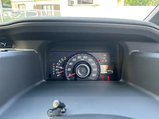 ホンダ ステップワゴン スパーダ Z 静岡県 2014(平26)年 12.2万km スーパープラチナメタリック HDDナビ/フルセグテレビ/バックカメラ/CD/DVD/Bluetooth接続/3列シート/フルフラットシート/パドルシフト/クルーズコントロール/オートエアコン/オートライト/フォグランプ/社外アルミホイール/両側パワースライドドア/前後ドライブレコーダー