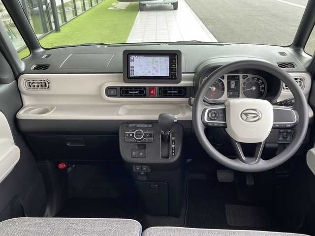 ダイハツ ムーヴ キャンバス ストライプス G 愛知県 2022(令4)年 1.4万km シャイニングホワイトパール/サンドベージュメタリック 衝突被害軽減ブレーキ/7インチSD（ナビあり）/全方位カメラ/両側パワースライドドア/シートヒーター/フルセグTV/CD DVD/Bluetooth/バックカメラ/コーナーセンサー/LEDヘッドライト/オートマチックハイビーム/ステアリングスイッチ/スマートキー/プッシュスタート