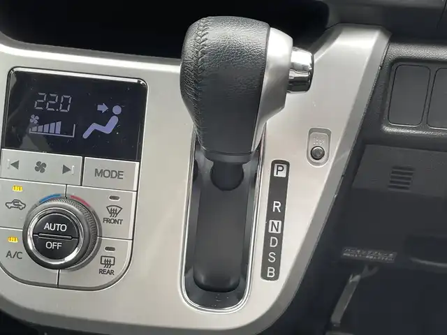 ダイハツ キャスト アクティバ G ターボ SAⅡ 滋賀県 2015(平27)年 6.4万km ブラックマイカメタリック 社外7インチナビ/【CD/DVD/USB/ワンセグTV】/リアソナー/LEDヘッドライト/オートライト/前後ドライブレコーダー/純正15インチAW/フロアマット/ドアバイザー/プッシュスタート/スマートキー/ステアリングリモコン