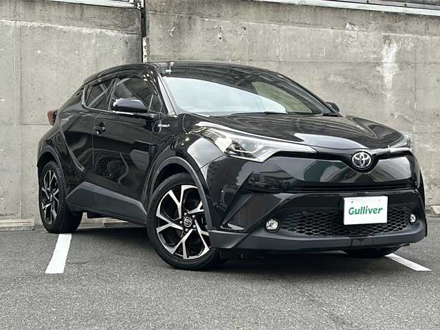 トヨタ Ｃ－ＨＲ G 愛知県 2018(平30)年 4.8万km ブラックマイカ 合革レザーシート/純正ナビ/フルセグTV・Bluetooth/バックカメラ/クリアランスソナー/ブラインドスポットモニター/プリクラッシュセーフティ/レーダークルーズコントロール/レーンディパーチャーアラート/前席シートヒーター/LEDヘッドライト/フロントフォグランプ/オートマチックハイビーム/ビルトインETC/純正18インチアルミホイール/ステアリングスイッチ/スマートキー/プッシュスタート/純正フロアマット/ISOFIX/保証書/取扱説明書/ディーラー点検整備記録簿1ヶ月・6ヶ月・R2